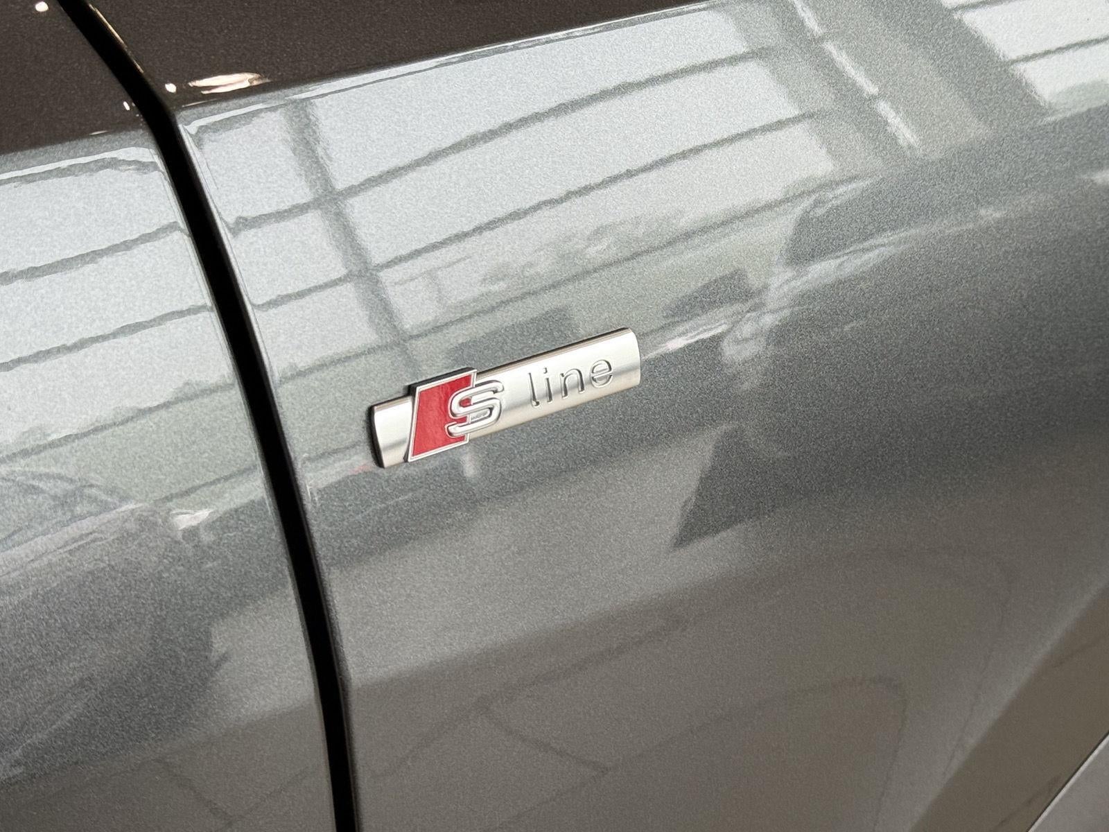 2023 Audi Q8 Premium Plus