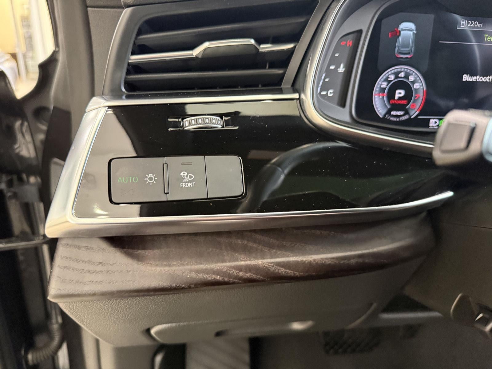 2023 Audi Q8 Premium Plus