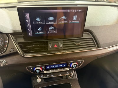 2023 Audi Q5 45 S line Premium quattro