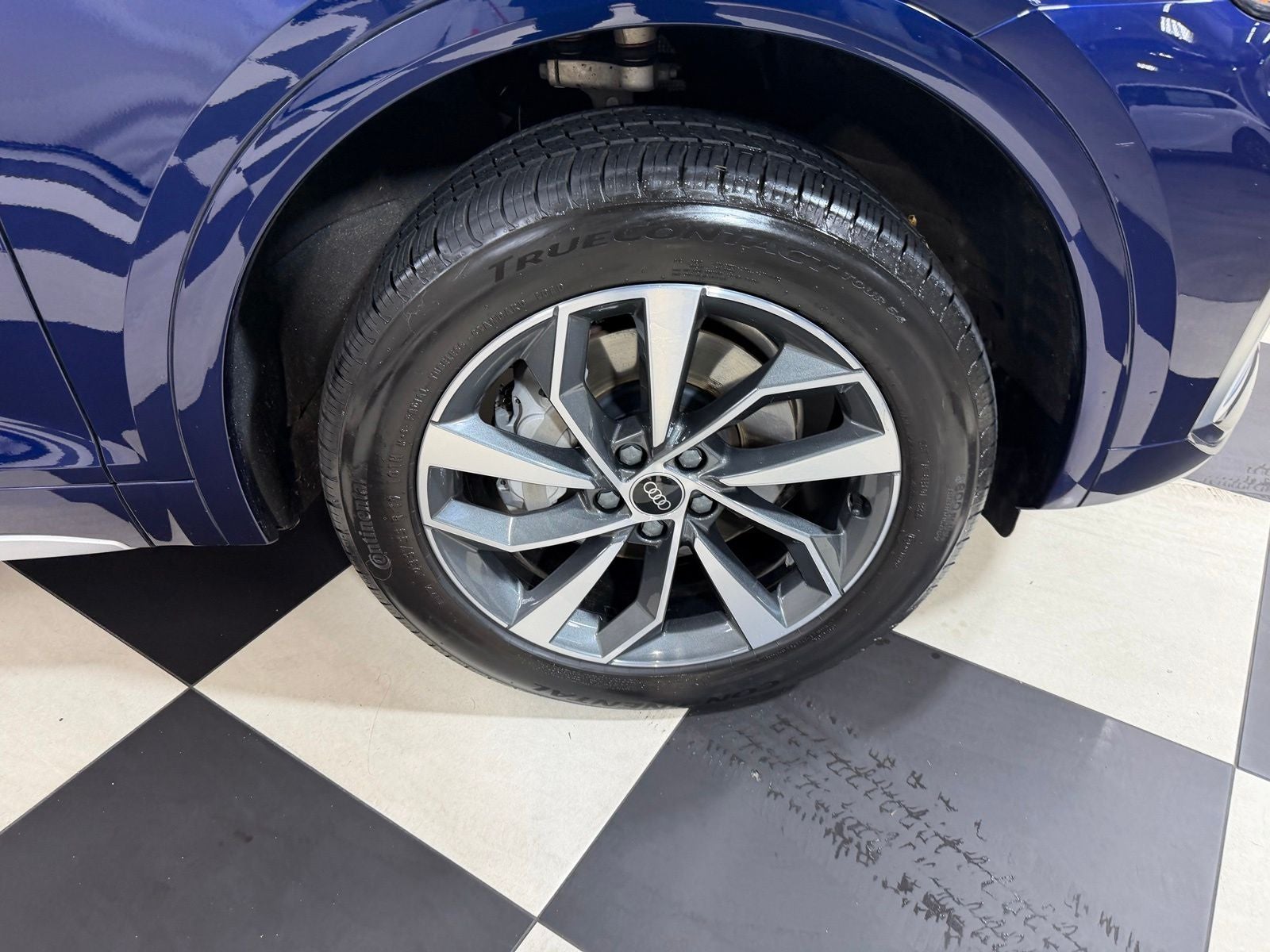 2023 Audi Q5 45 S line Premium quattro