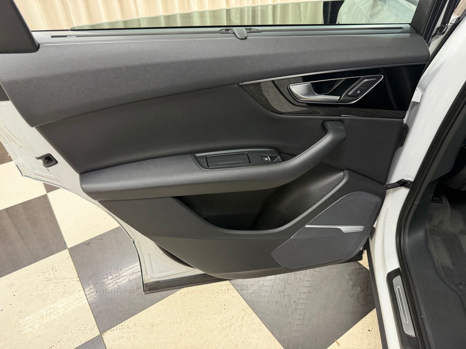 2017 Audi Q7 3.0T Prestige quattro