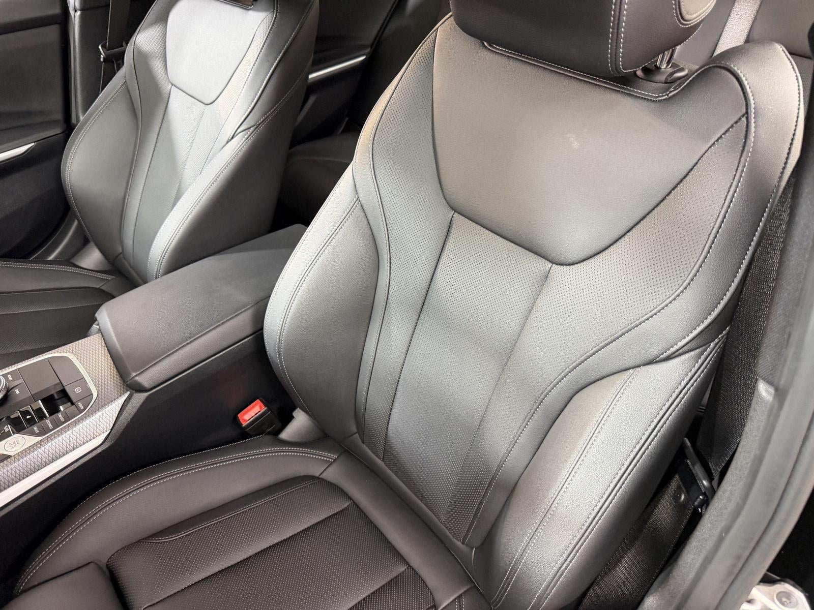 2025 BMW 3 Series 330i xDrive