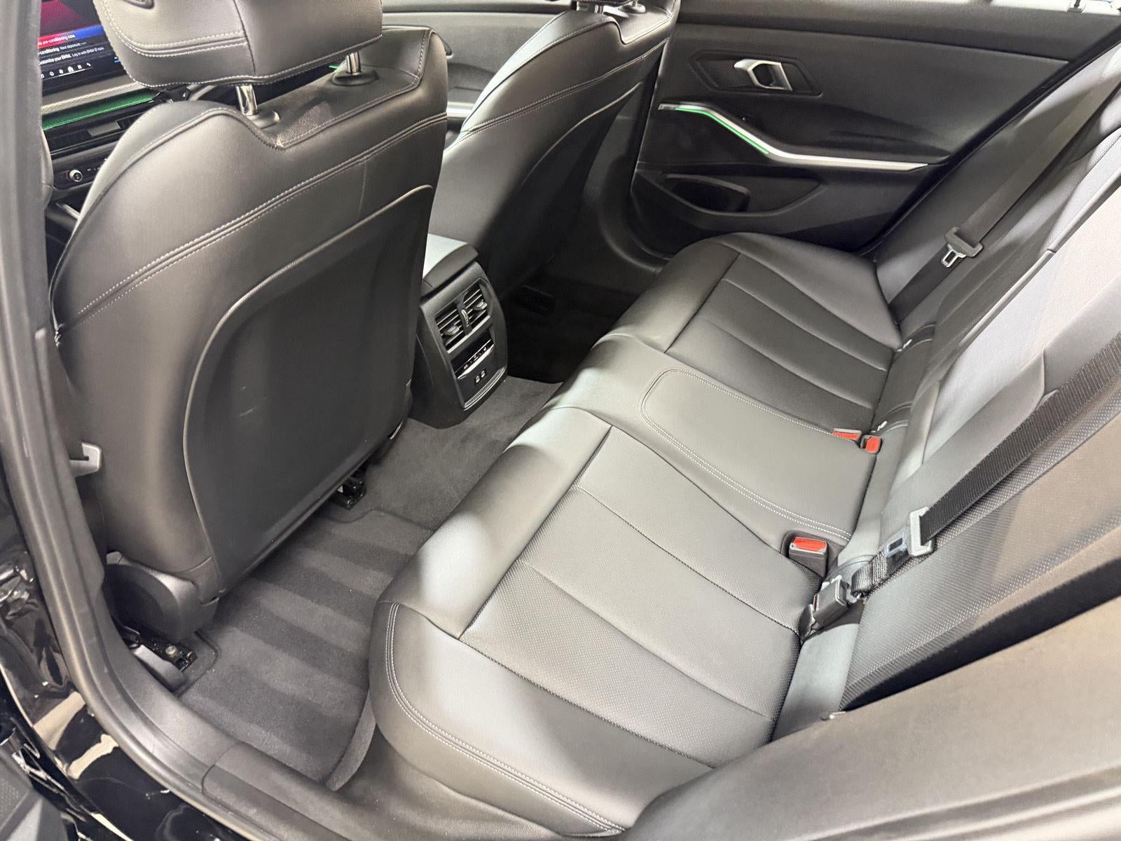 2025 BMW 3 Series 330i xDrive