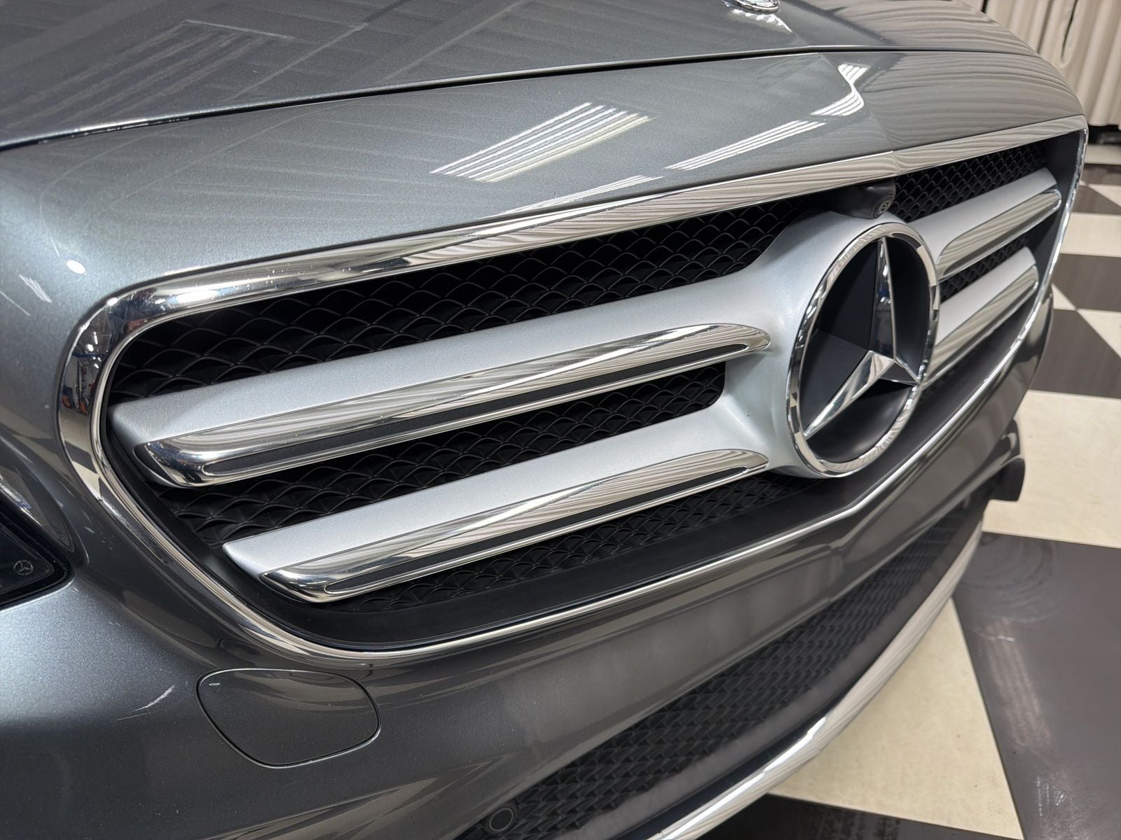 2019 Mercedes-Benz E-Class E 300