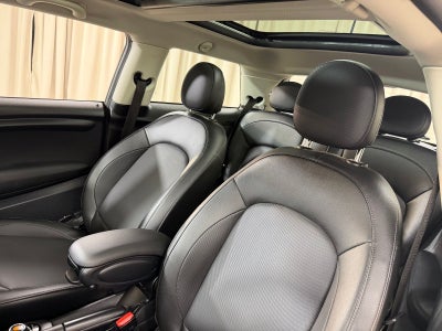 2021 MINI Cooper Signature