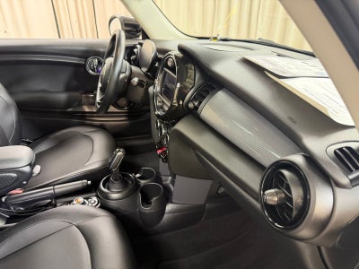 2021 MINI Cooper Signature