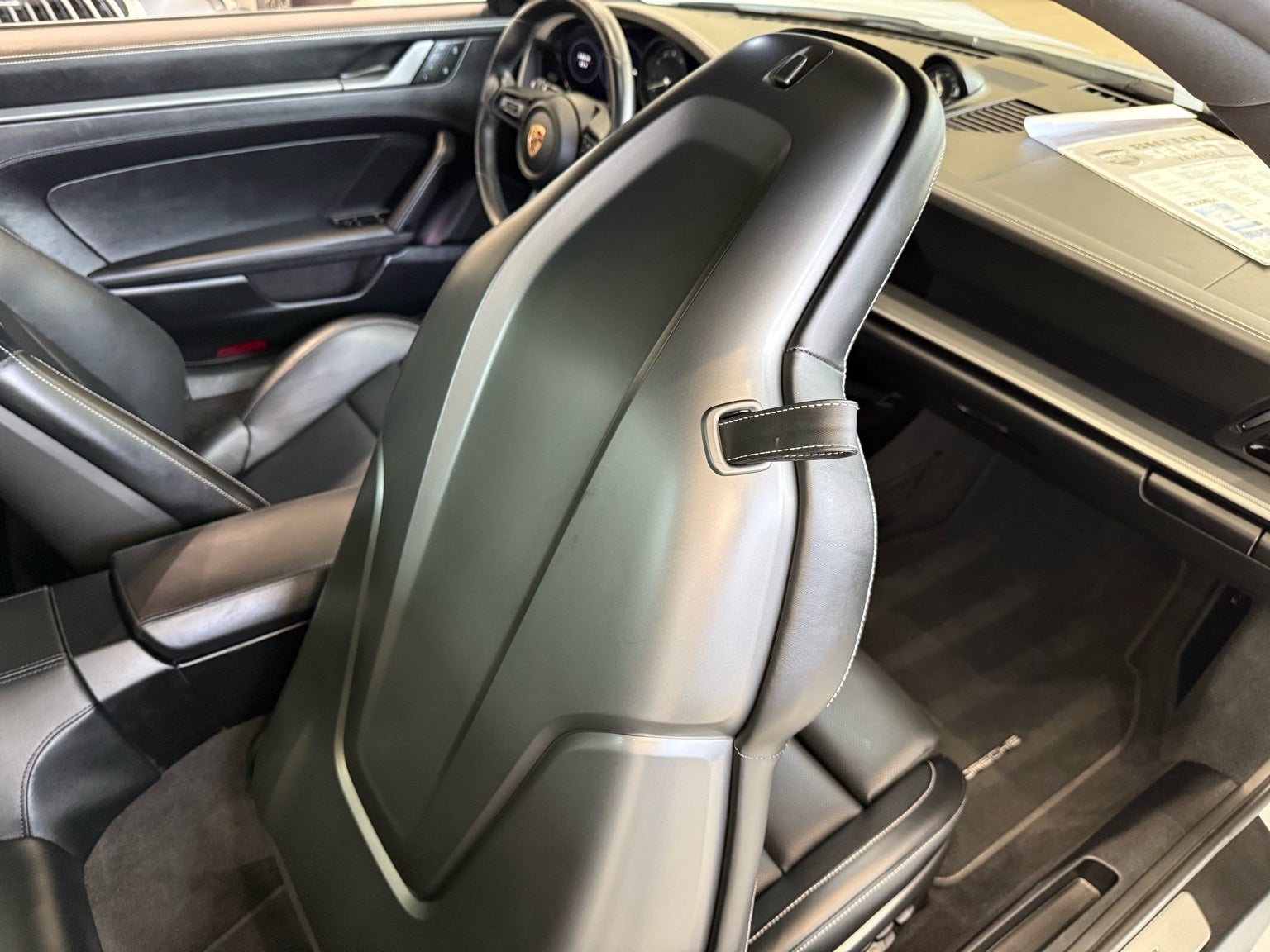 2023 Porsche 911 Carrera 4S