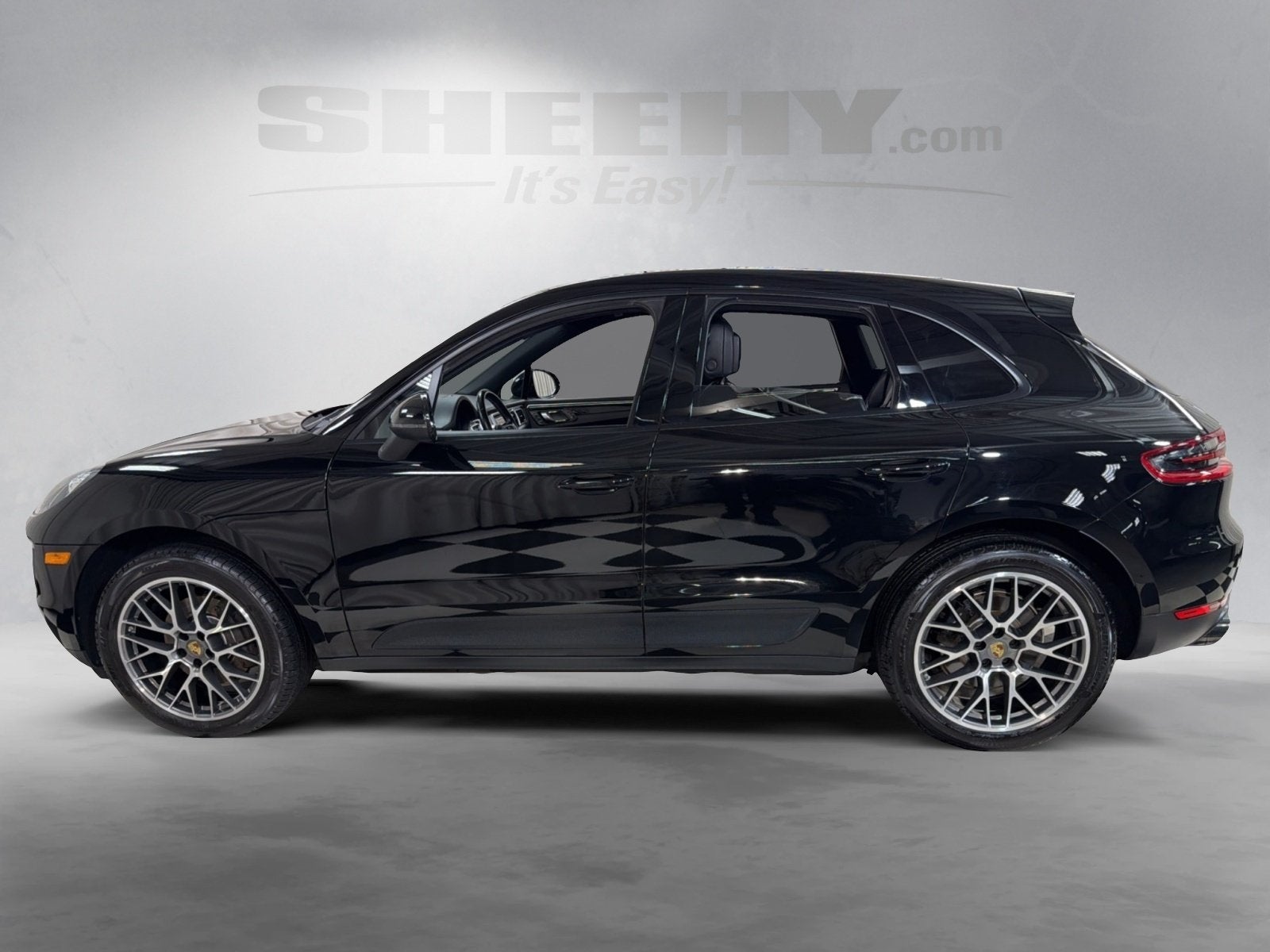 2018 Porsche Macan Base