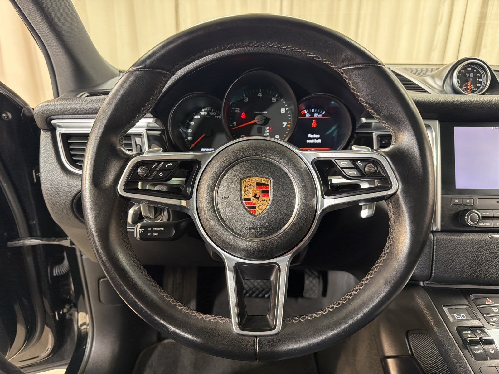 2018 Porsche Macan Base
