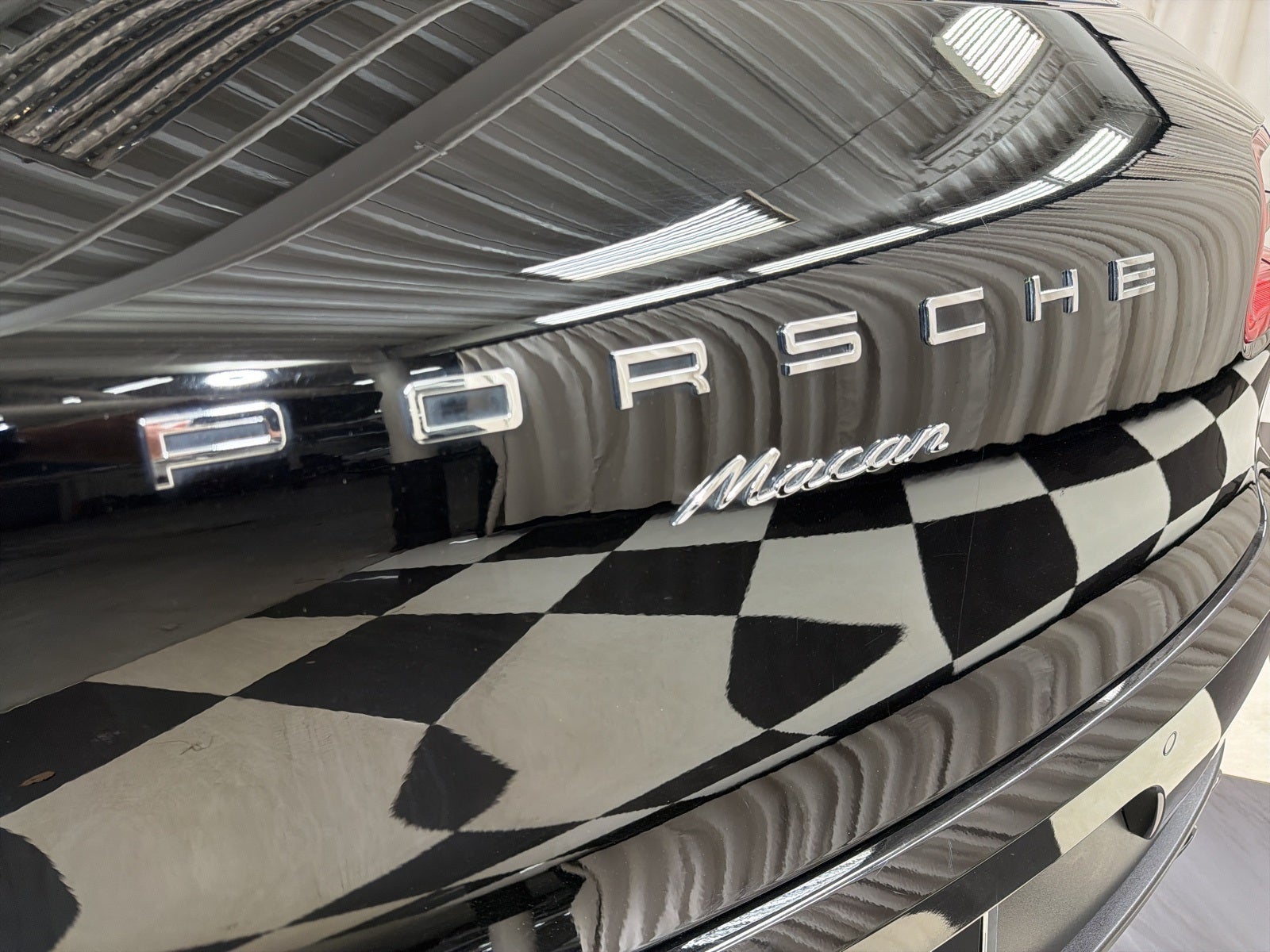 2018 Porsche Macan Base