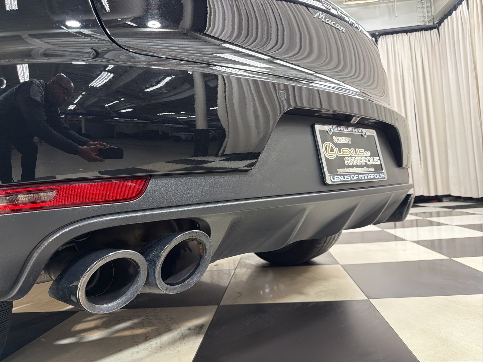 2018 Porsche Macan Base