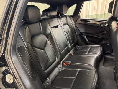 2018 Porsche Macan Base