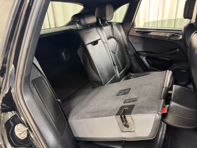 2018 Porsche Macan Base