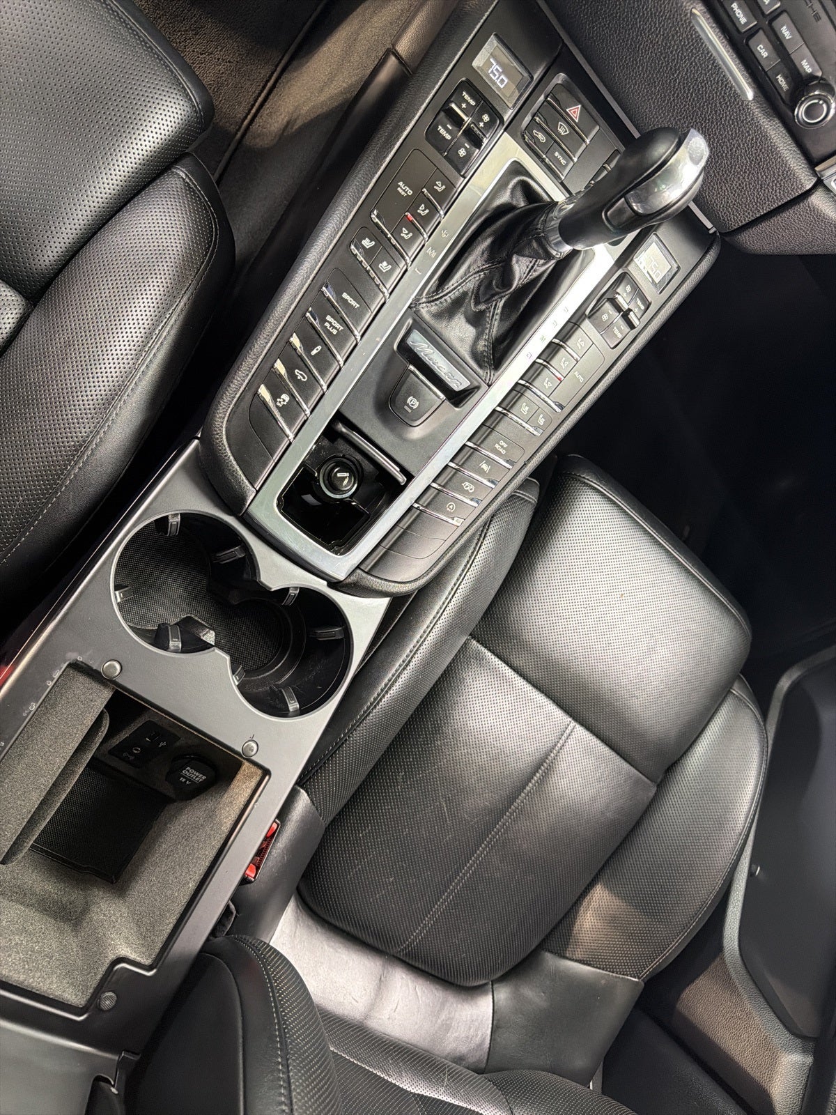 2018 Porsche Macan Base