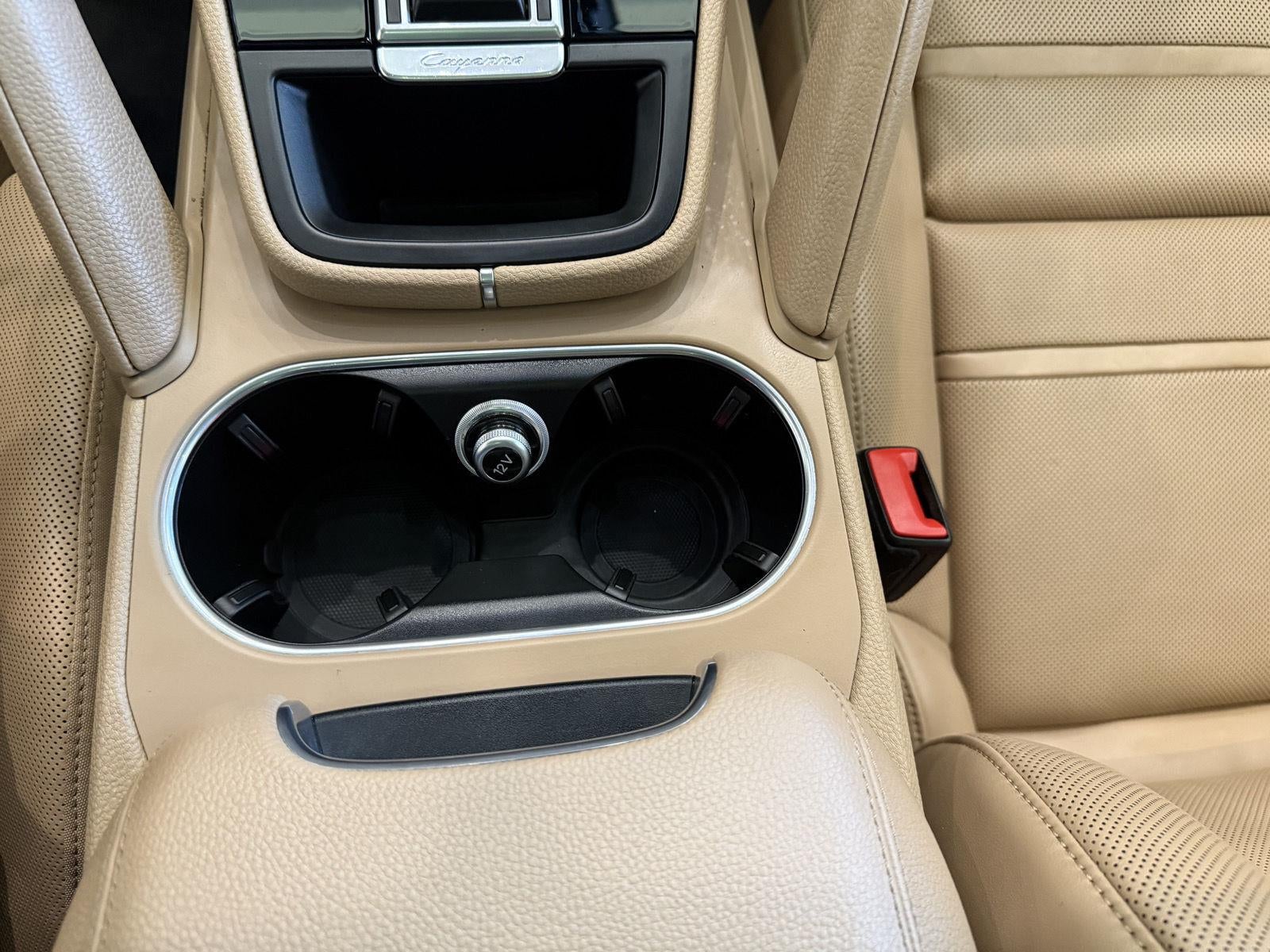2023 Porsche Cayenne Platinum Edition