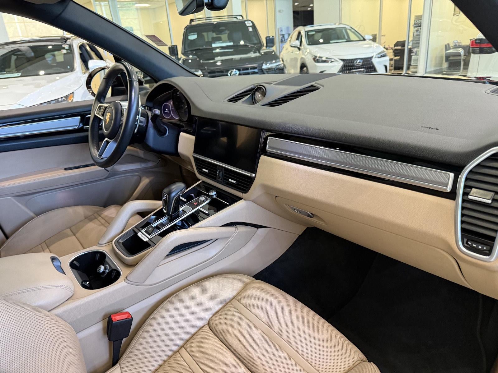 2023 Porsche Cayenne Platinum Edition