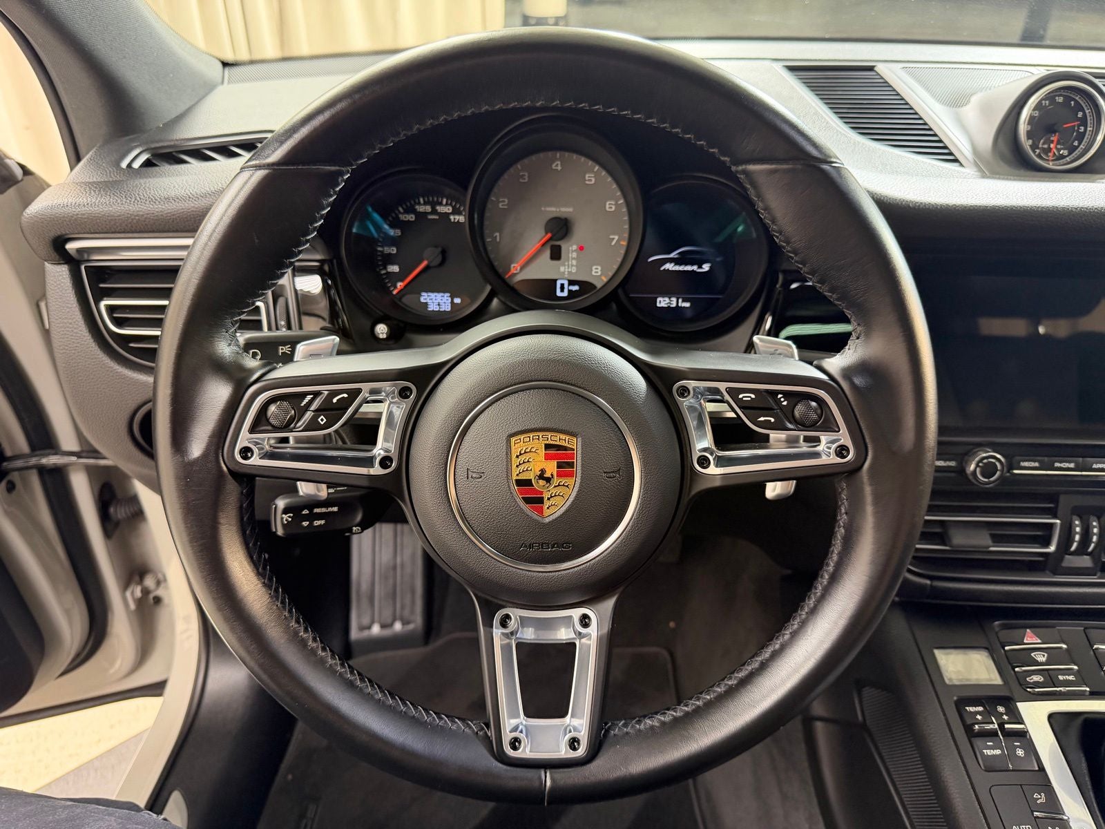 2021 Porsche Macan S