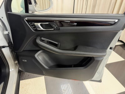 2021 Porsche Macan S
