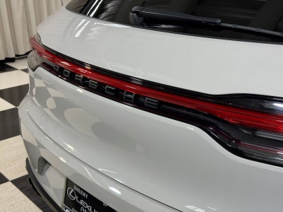2021 Porsche Macan S