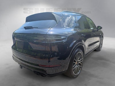 2022 Porsche Cayenne E-Hybrid AWD