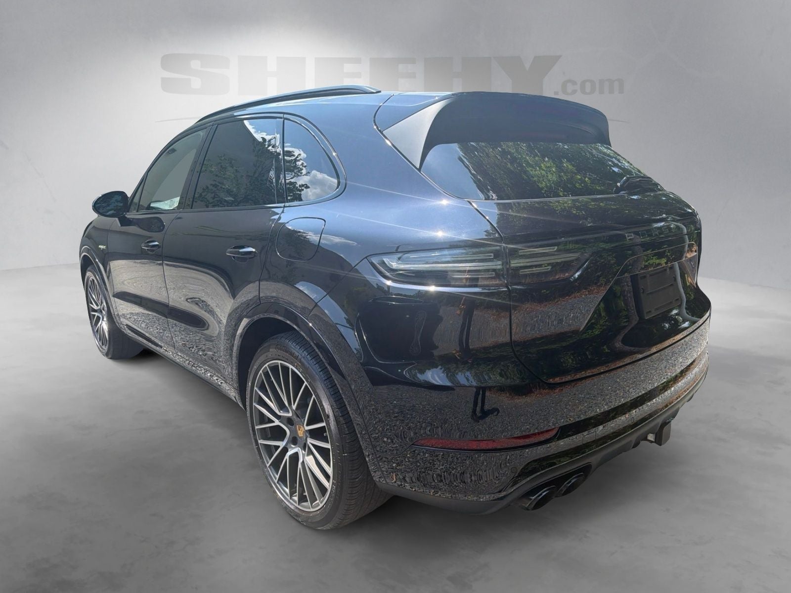 2022 Porsche Cayenne E-Hybrid AWD