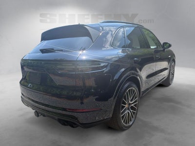 2022 Porsche Cayenne E-Hybrid AWD