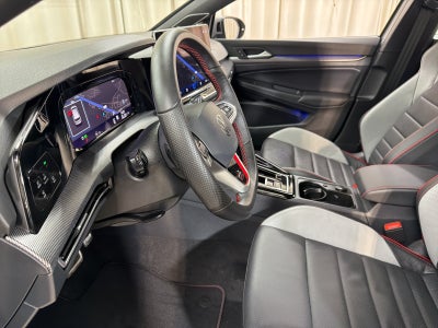 2025 Volkswagen Golf GTI 2.0T SE