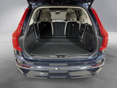 2024 Volvo XC90 B6 Plus Bright Theme