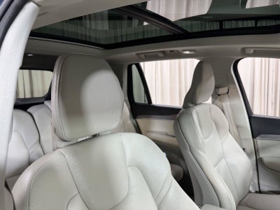 2024 Volvo XC90 B6 Plus Bright Theme