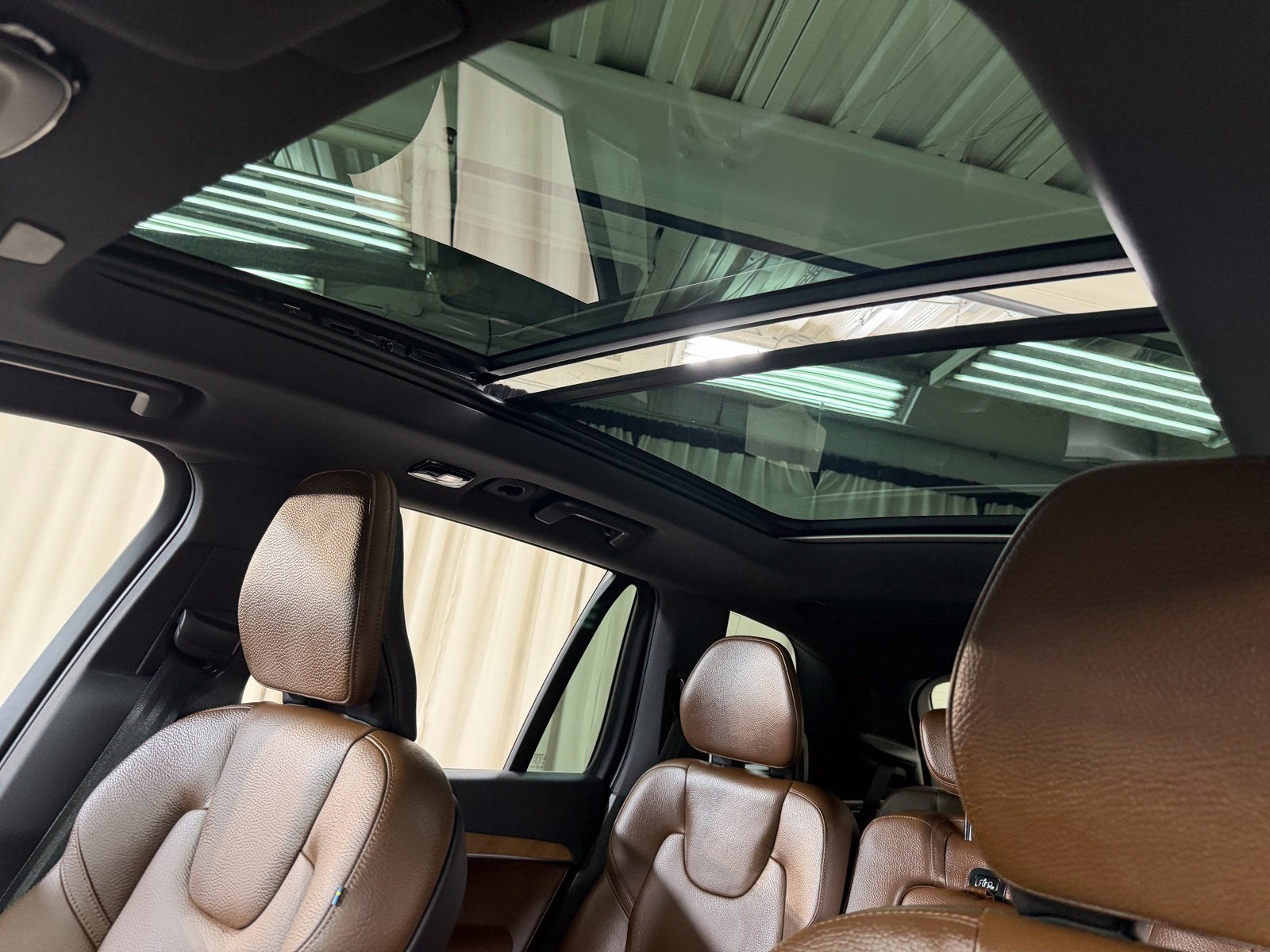 2024 Volvo XC90 B5 Plus