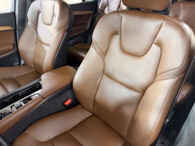 2024 Volvo XC90 B5 Plus