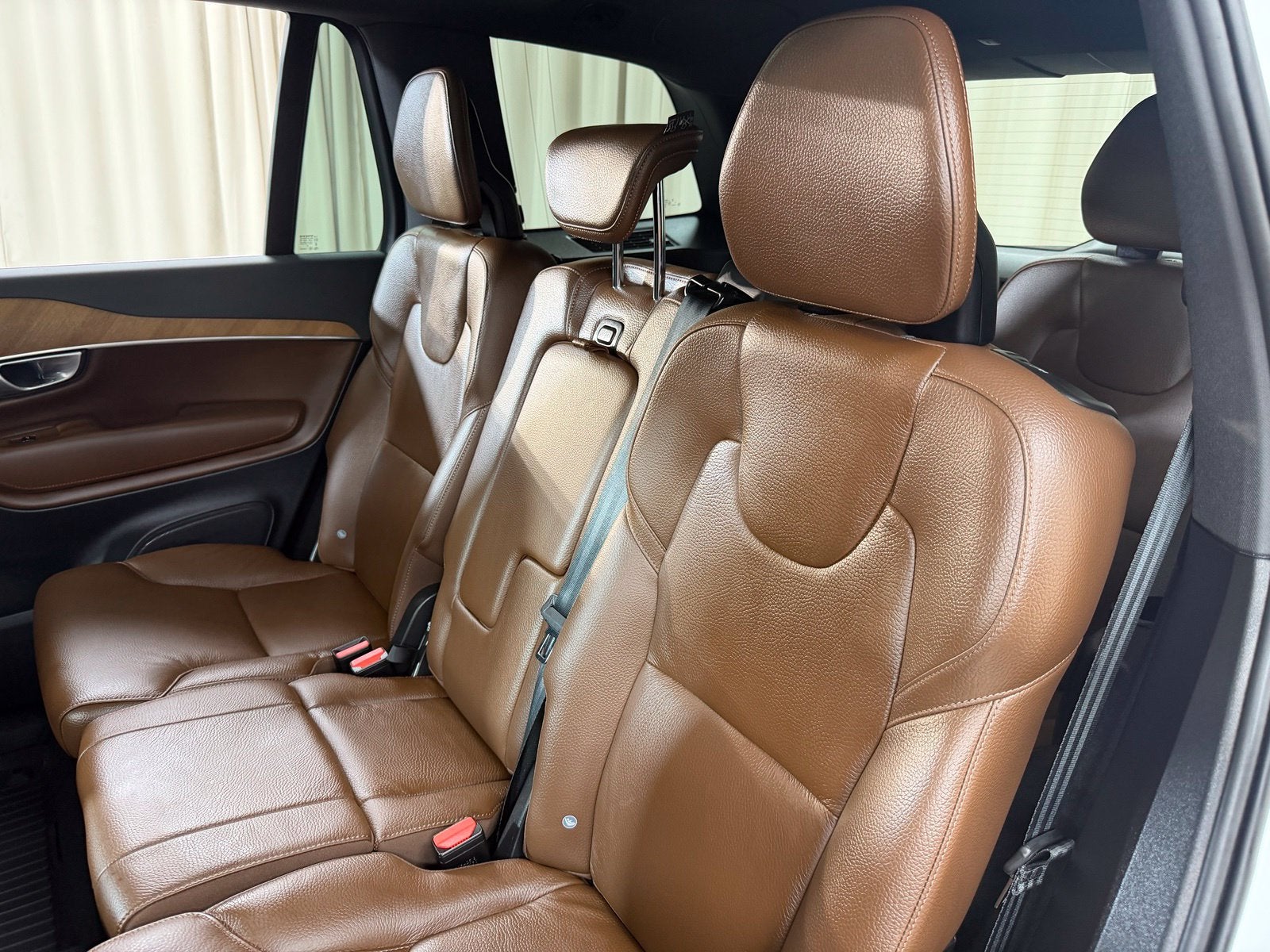 2024 Volvo XC90 B5 Plus