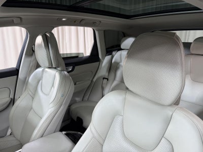 2023 Volvo Xc60 Ultimate Bright Theme