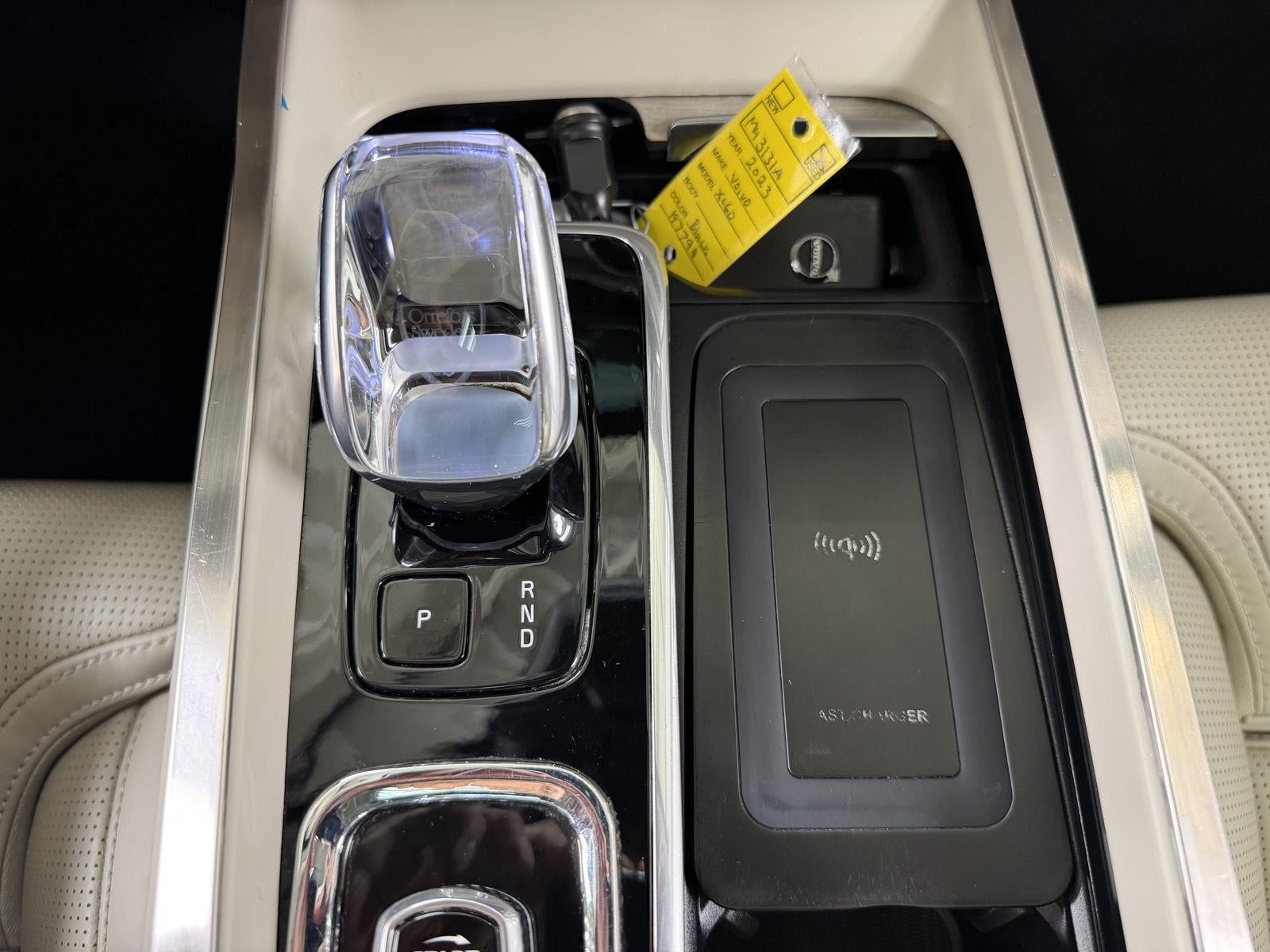 2023 Volvo Xc60 Ultimate Bright Theme