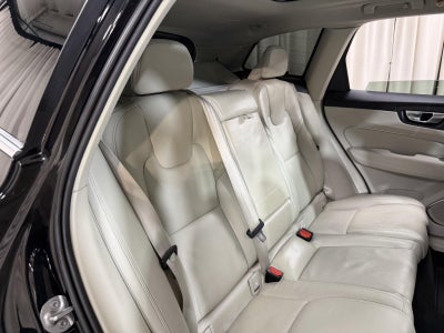 2023 Volvo Xc60 Ultimate Bright Theme