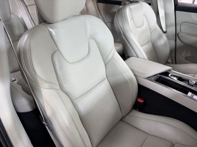 2023 Volvo Xc60 Ultimate Bright Theme