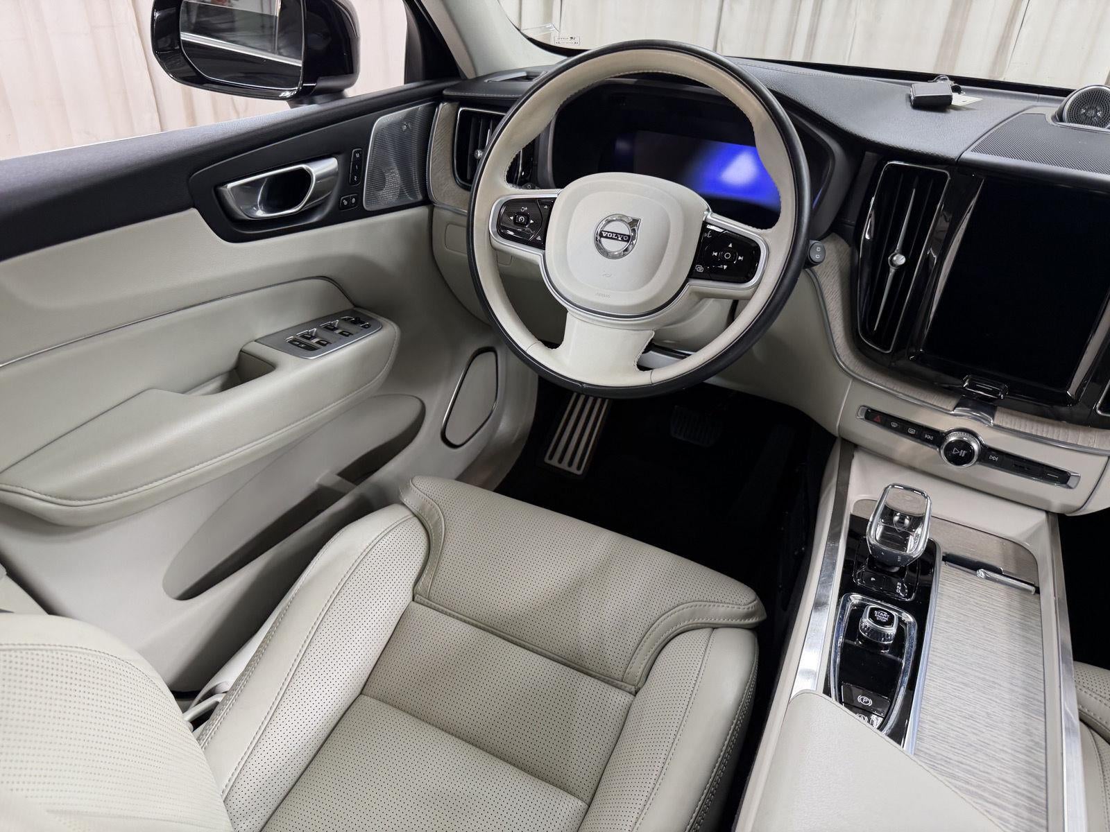 2023 Volvo Xc60 Ultimate Bright Theme
