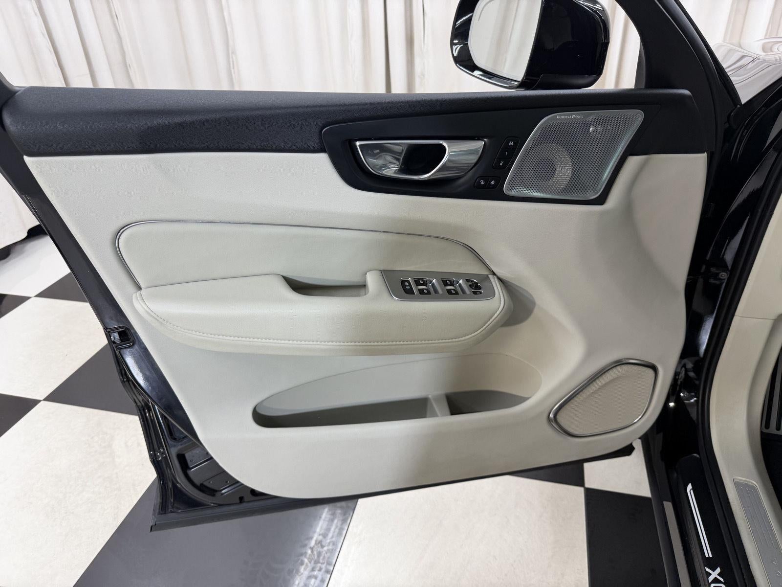 2023 Volvo Xc60 Ultimate Bright Theme