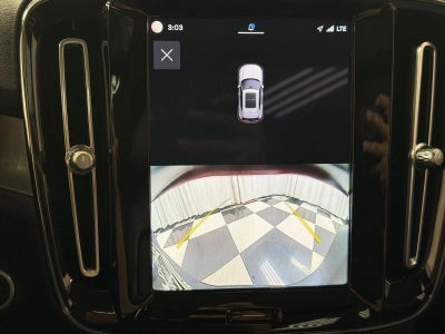 2023 Volvo XC40 B5 Plus Bright Theme
