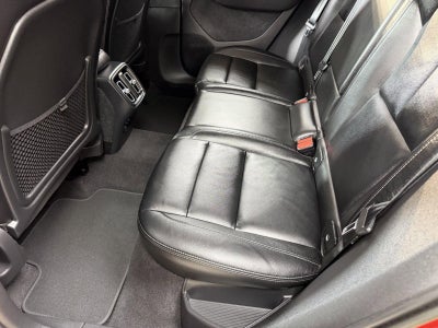 2023 Volvo XC40 B5 Plus Bright Theme
