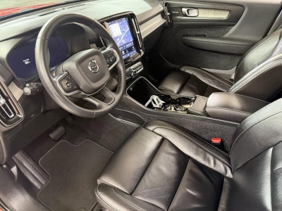 2023 Volvo XC40 B5 Plus Bright Theme